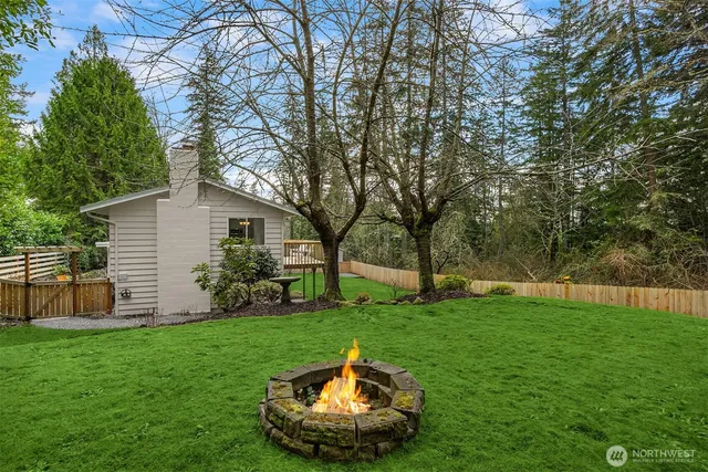 $865,000 | 9280 Northeast Lovgreen Road, Bainbridge Island, WA 98110