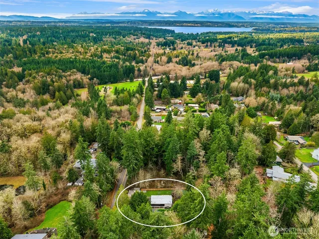 $865,000 | 9280 Northeast Lovgreen Road, Bainbridge Island, WA 98110
