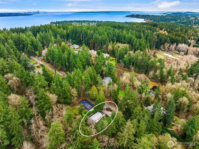 $865,000 | 9280 Northeast Lovgreen Road, Bainbridge Island, WA 98110