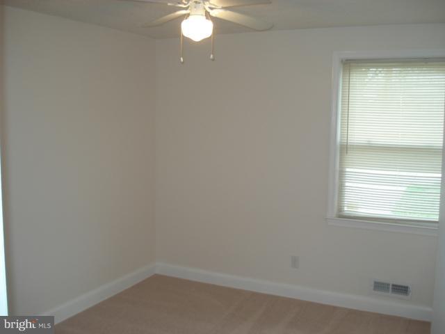1833 Hanford Road Rosedale, MD 21237 - Photo 5 of 26 a small space with a window