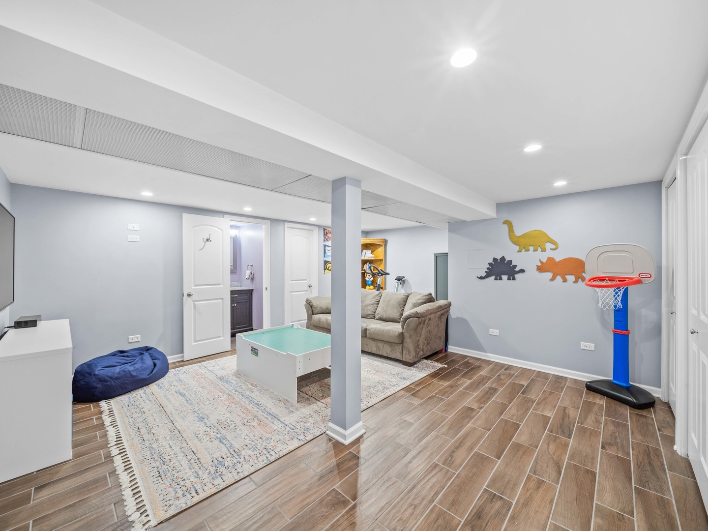 1100 Raleigh Road Glenview, IL 60025 - Photo 25 of 39