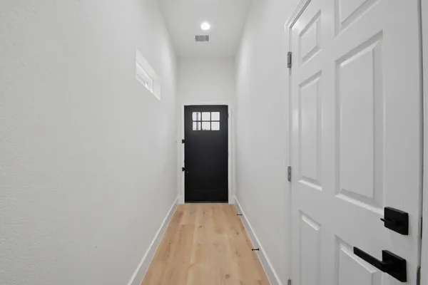 $2,600 | 3320 Francis Street, Unit A, Houston, TX 77004