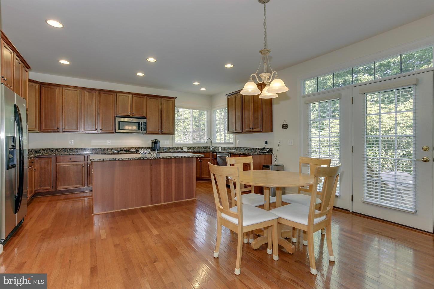 8744 Raleigh Mews Gainesville, VA 20155 - Photo 13 of 30 Kitchen
