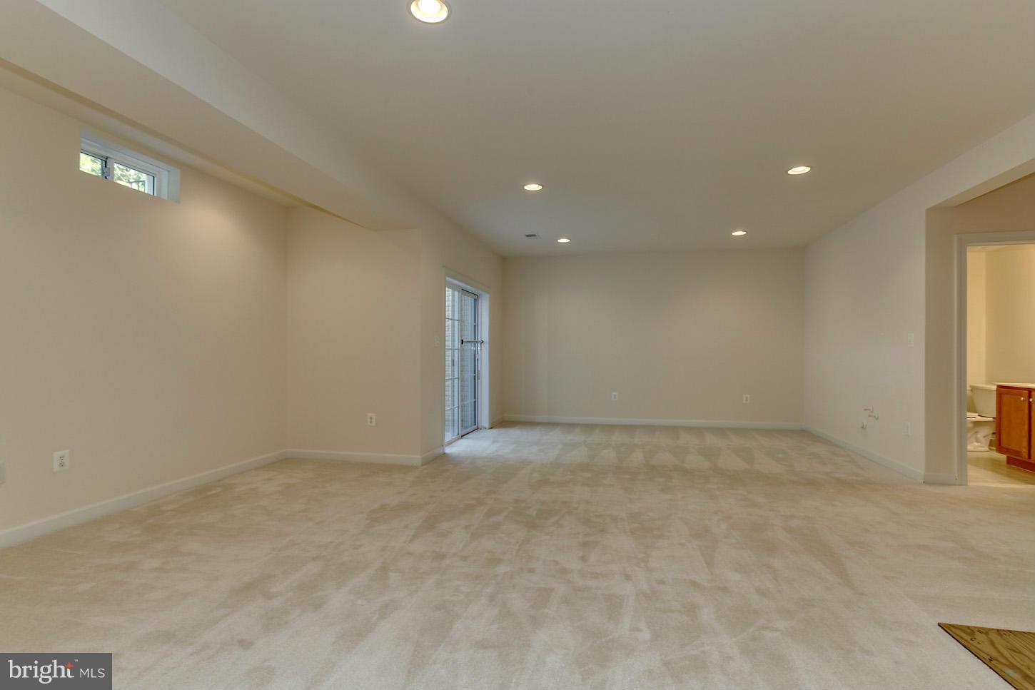 8744 Raleigh Mews Gainesville, VA 20155 - Photo 25 of 30 Basement
