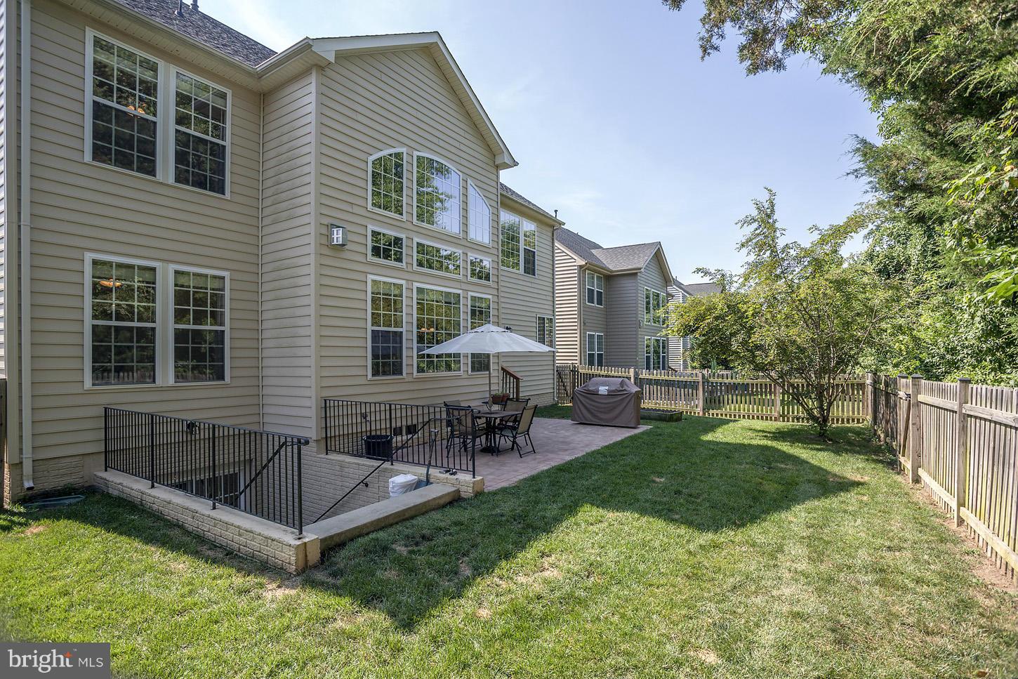 8744 Raleigh Mews Gainesville, VA 20155 - Photo 30 of 30 Exterior (Rear)