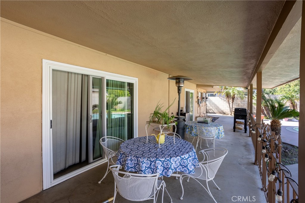 5669 Magnolia Avenue Rialto, CA 92377 - Photo 25 of 35 a view of a dining room with furniture window and outside view