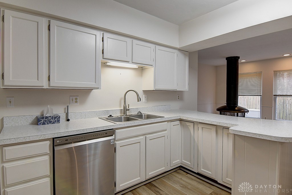 3159 Rocky Point Road Springfield, OH 45502 - Photo 6 of 40 Gallery Image 6