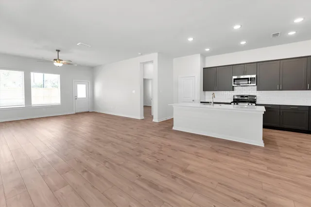 $2,700 | 16931 Tulip Row Lane, Cypress, TX 77429