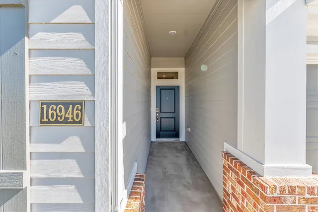 $2,700 | 16931 Tulip Row Lane, Cypress, TX 77429