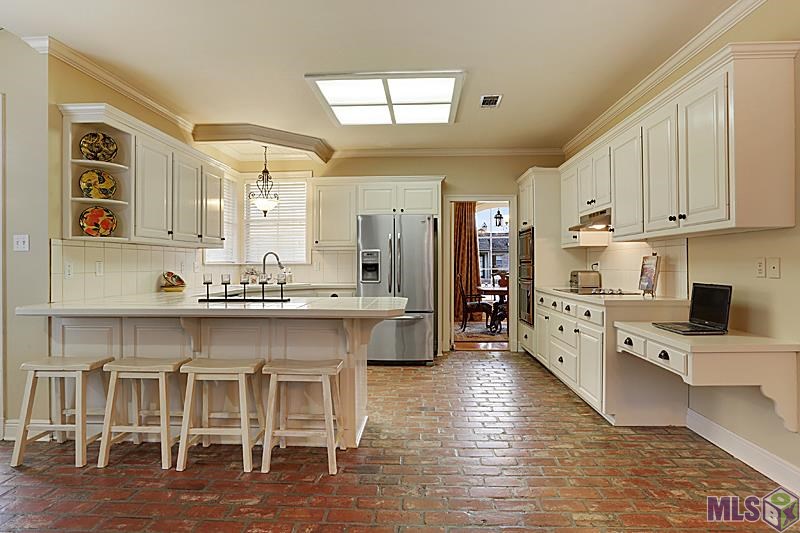 10235 Rustic Oak Drive Baton Rouge, LA 70810 - Photo 10 of 20 Gallery Image 10