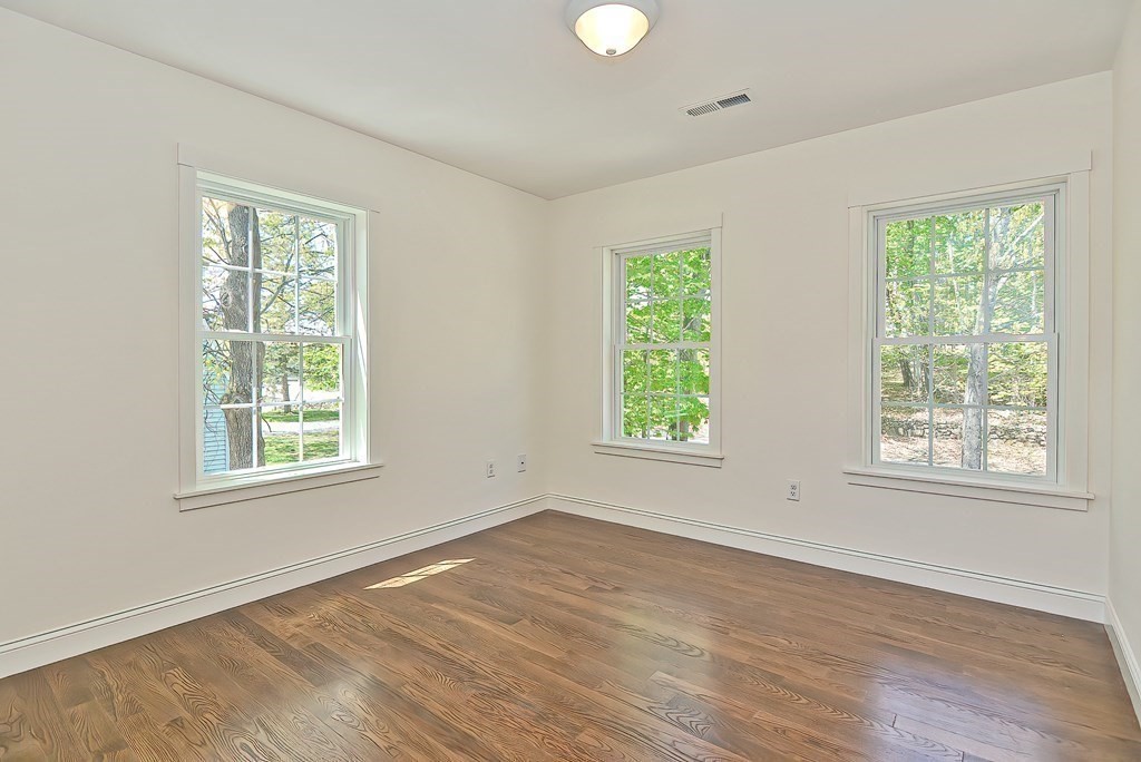 229 East Union Street Ashland, MA 01721 - Photo 23 of 36 Gallery Image 23