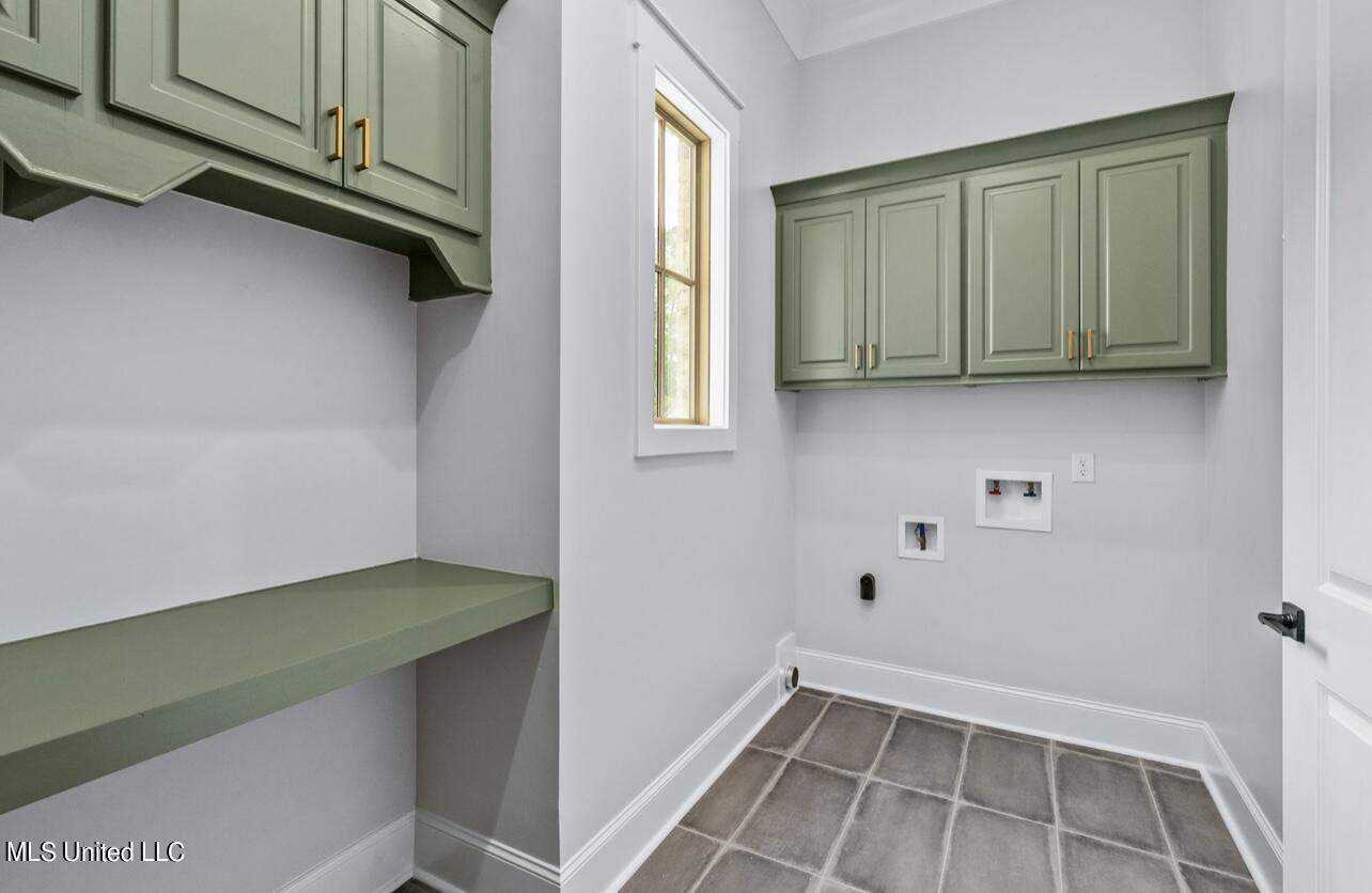 151 Lower Windrush Cove Flowood, MS 39232 - Photo 26 of 58 Laundry Room