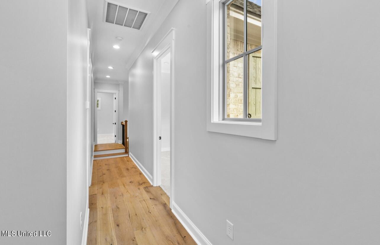 151 Lower Windrush Cove Flowood, MS 39232 - Photo 48 of 58 Upstairs Hallway