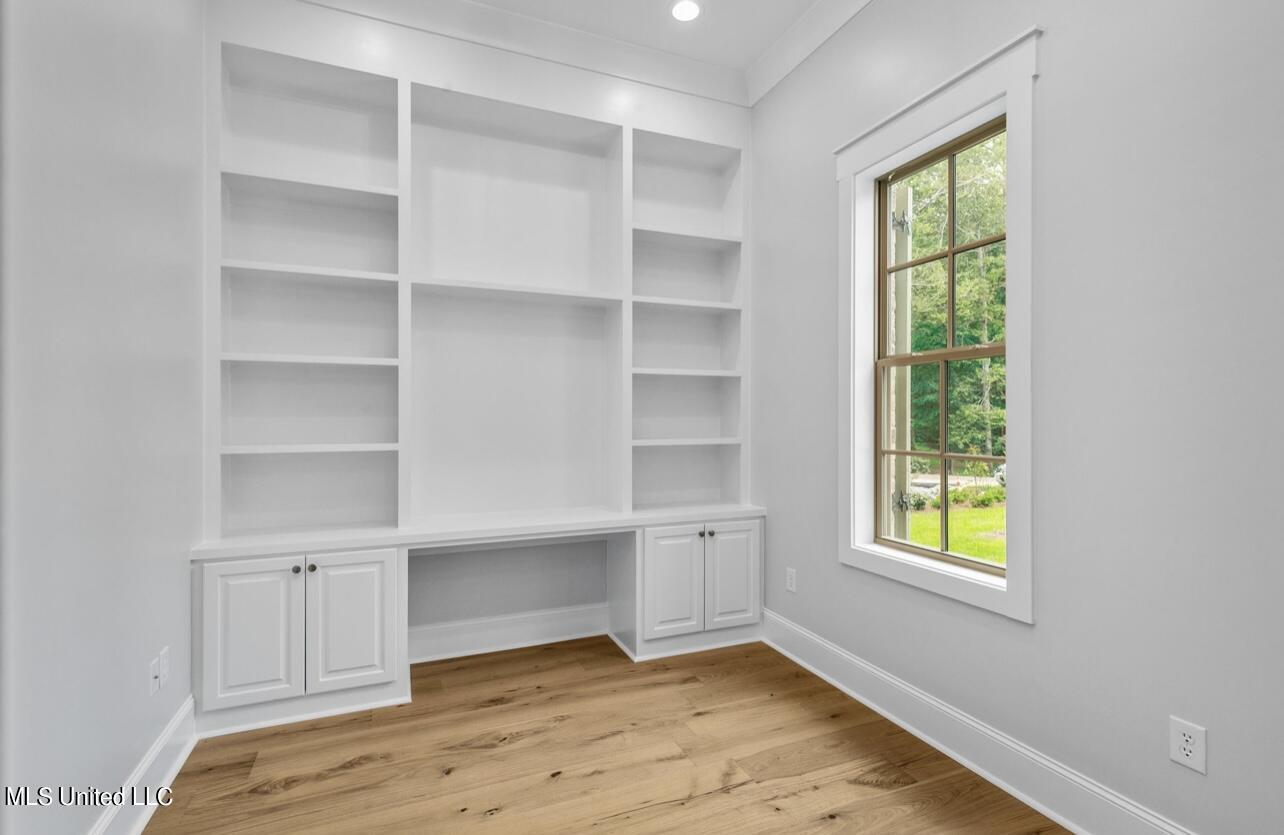 151 Lower Windrush Cove Flowood, MS 39232 - Photo 8 of 58 Nice Office with Built-Ins