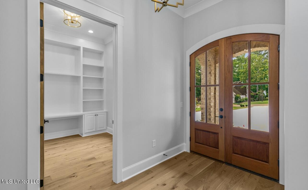 151 Lower Windrush Cove Flowood, MS 39232 - Photo 9 of 58 Office View from Foyer