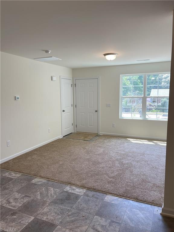 202 Hampton Drive High Point, NC 27265 - Photo 5 of 7