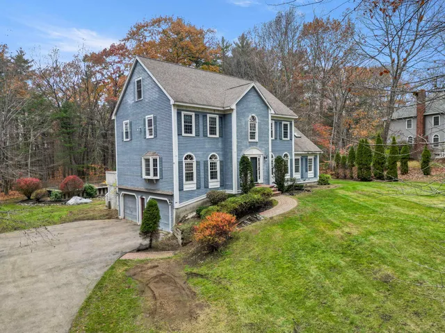 $995,000 | 19 Rockrimmon Road, North Hampton, NH 03862