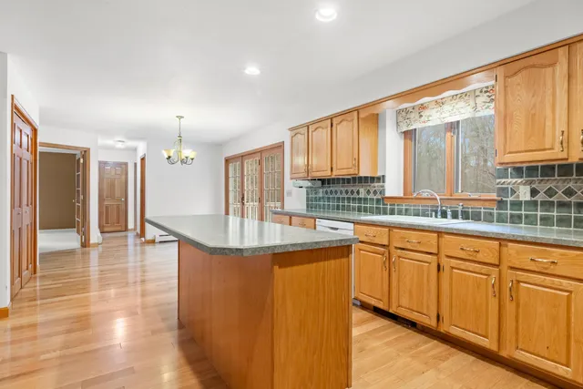 $995,000 | 19 Rockrimmon Road, North Hampton, NH 03862