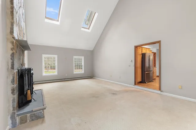 $995,000 | 19 Rockrimmon Road, North Hampton, NH 03862