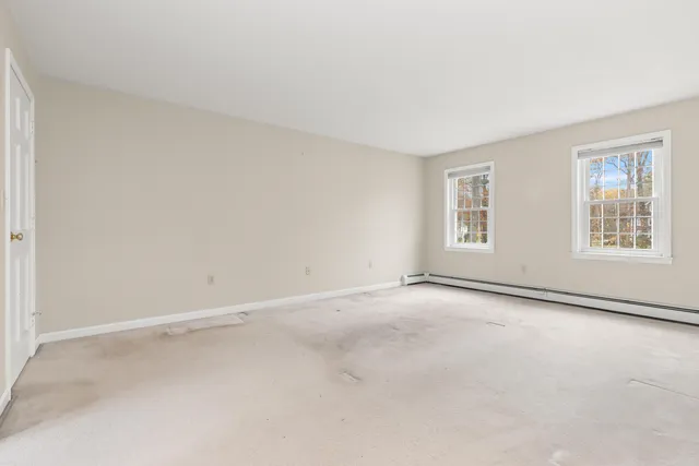 $995,000 | 19 Rockrimmon Road, North Hampton, NH 03862