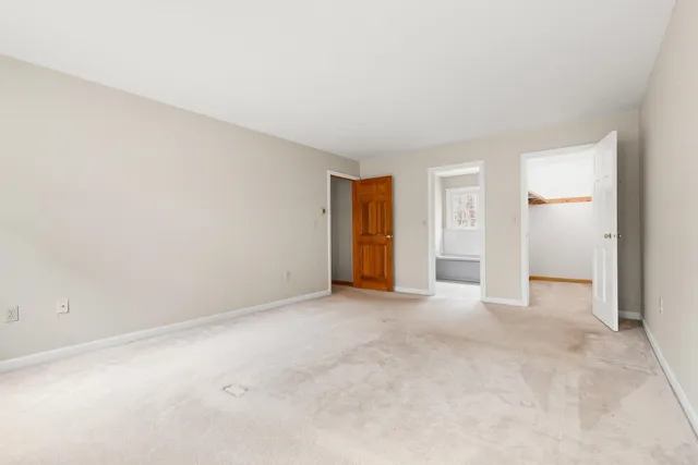 $995,000 | 19 Rockrimmon Road, North Hampton, NH 03862