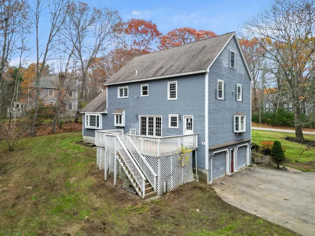 $995,000 | 19 Rockrimmon Road, North Hampton, NH 03862