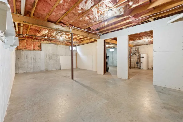 $995,000 | 19 Rockrimmon Road, North Hampton, NH 03862