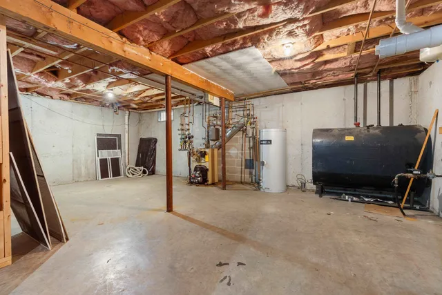 $995,000 | 19 Rockrimmon Road, North Hampton, NH 03862