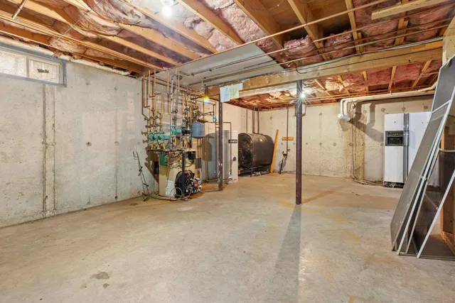 $995,000 | 19 Rockrimmon Road, North Hampton, NH 03862