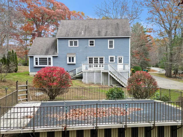 $995,000 | 19 Rockrimmon Road, North Hampton, NH 03862