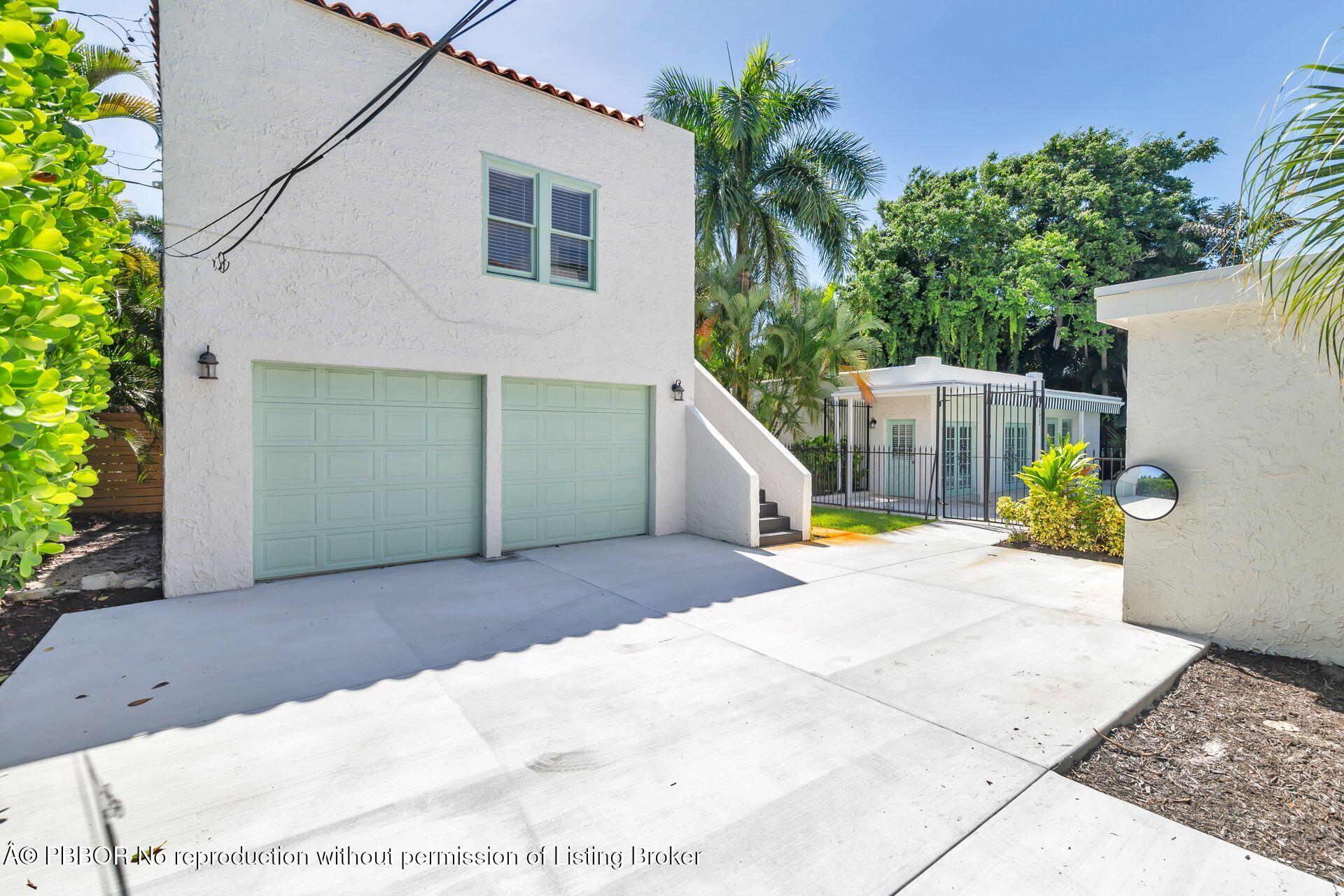 3020 Vincent Road West Palm Beach, FL 33405 - Photo 23 of 56 a view of a backyard