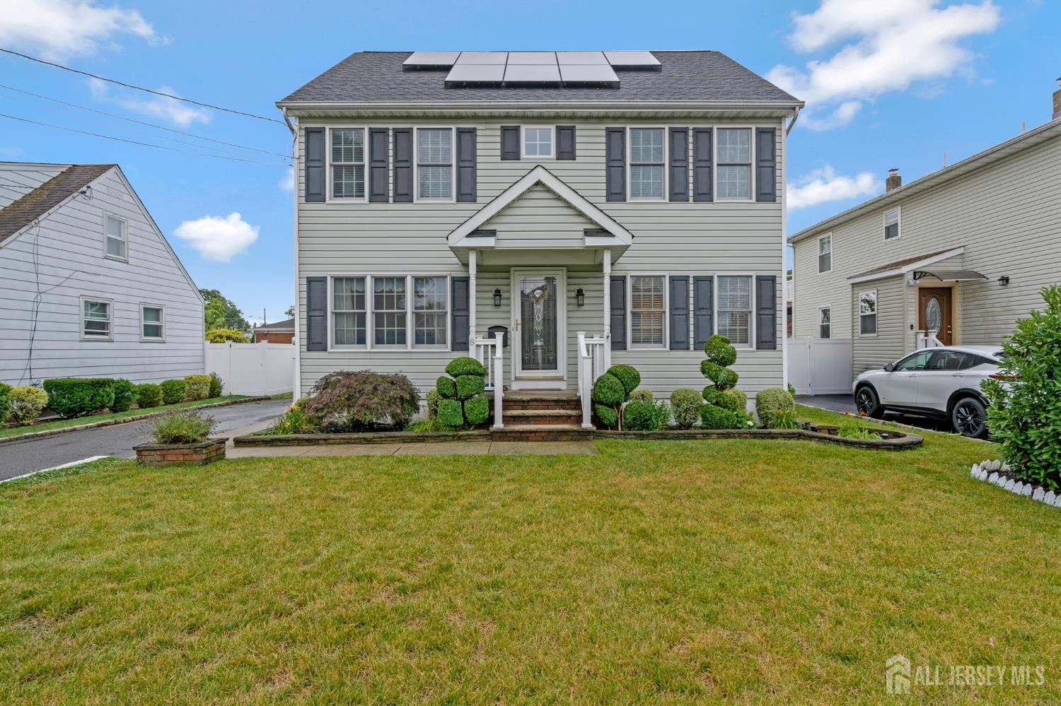 8 Hooker Avenue Middlesex, NJ 08846 - Photo 1 of 22