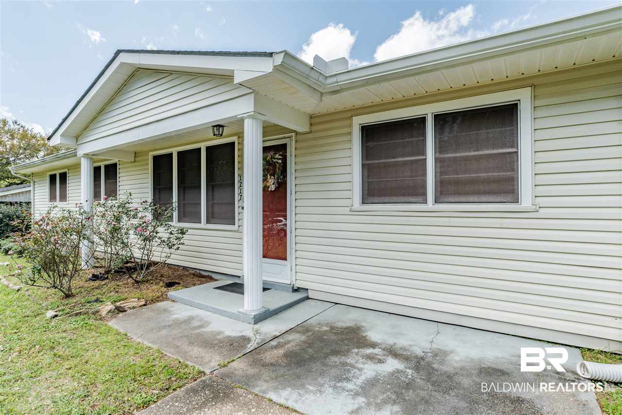 1217 Druid Drive Mobile, AL 36618 - Photo 2 of 27