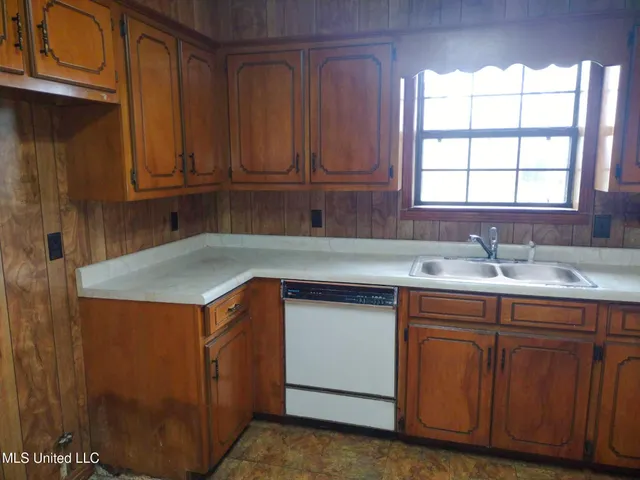 $59,900 | 17341 Highway 330, Coffeeville, MS 38922