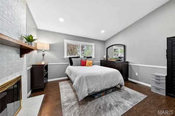 $330,000 | 15 Graeler Drive, St. Louis, MO 63146