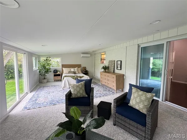 $330,000 | 15 Graeler Drive, St. Louis, MO 63146