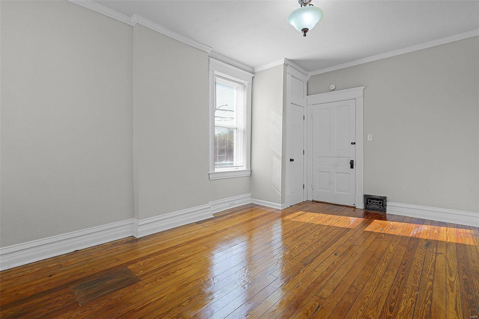 5240 Alabama Avenue St. Louis, MO 63111 - Photo 6 of 28