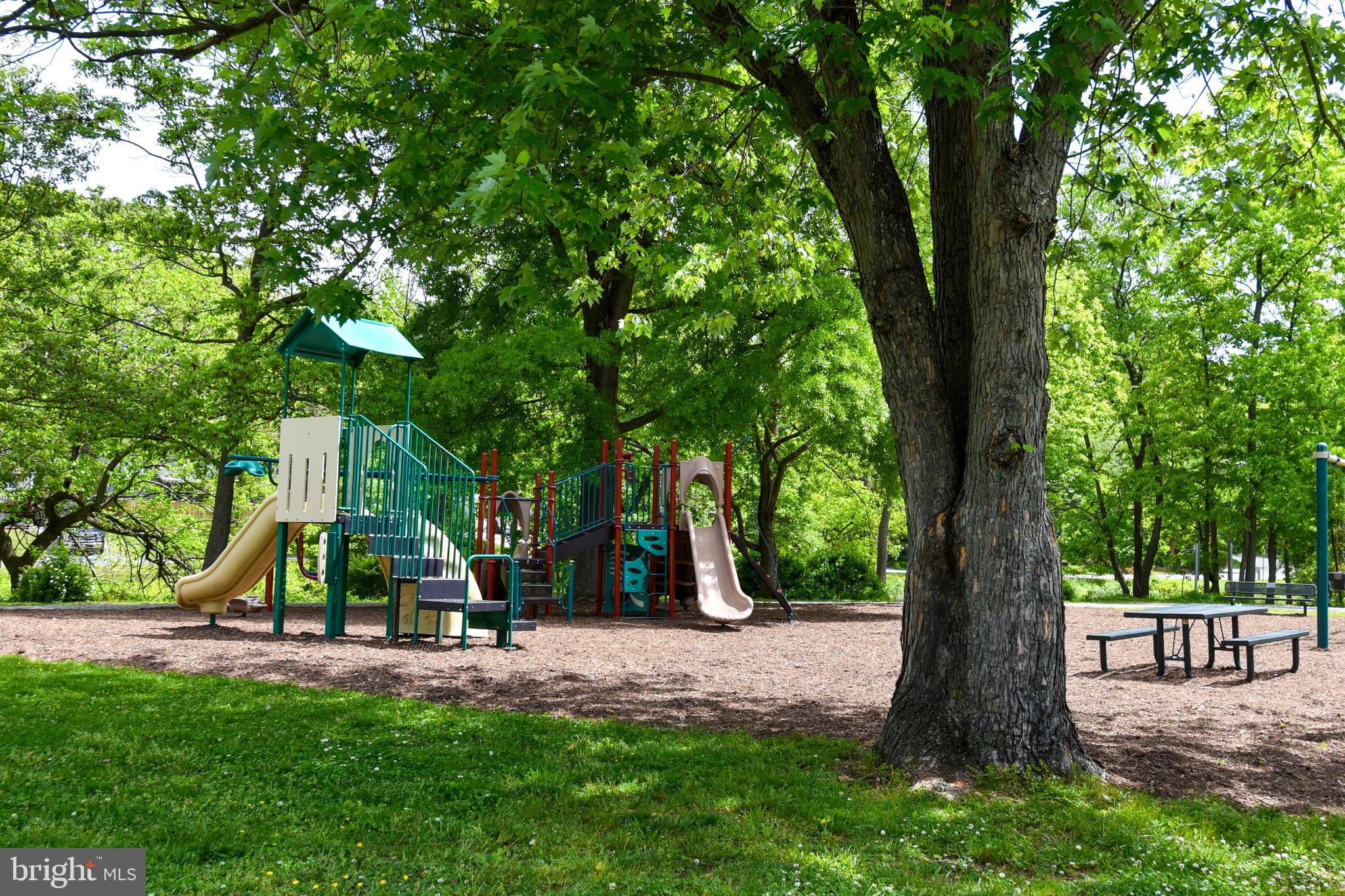 1805 Glenarm Road Edgewater, MD 21037 - Photo 55 of 59 COMMUNITY TOT LOT