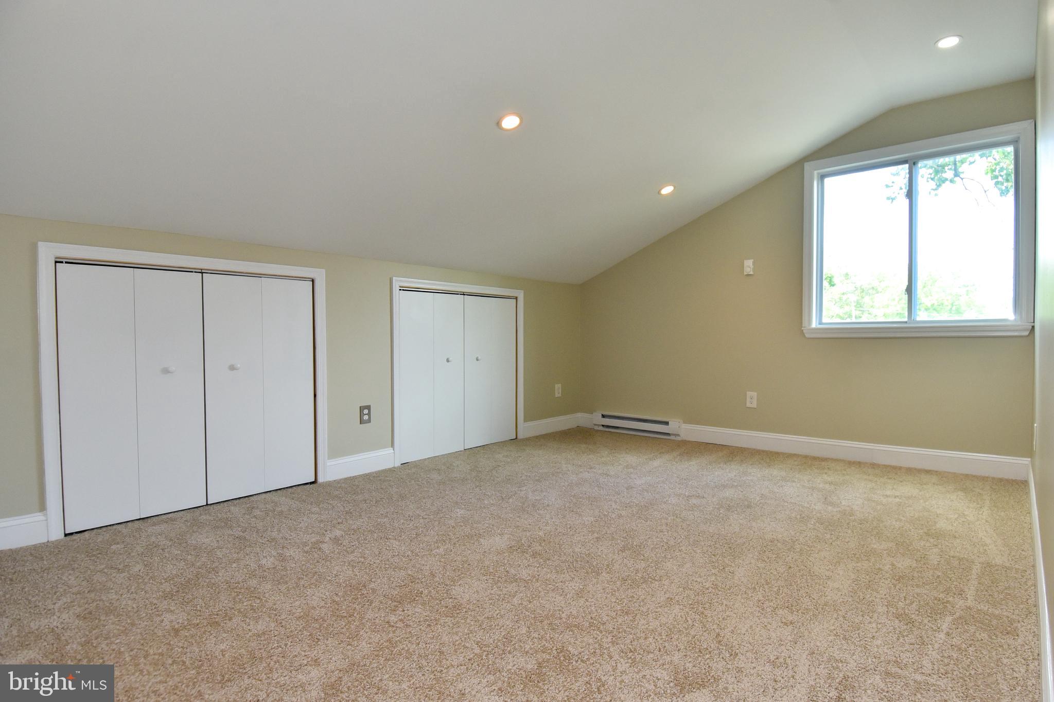 1805 Glenarm Road Edgewater, MD 21037 - Photo 6 of 59 UPPER LEVEL 4TH BEDROOM OR OFFICE