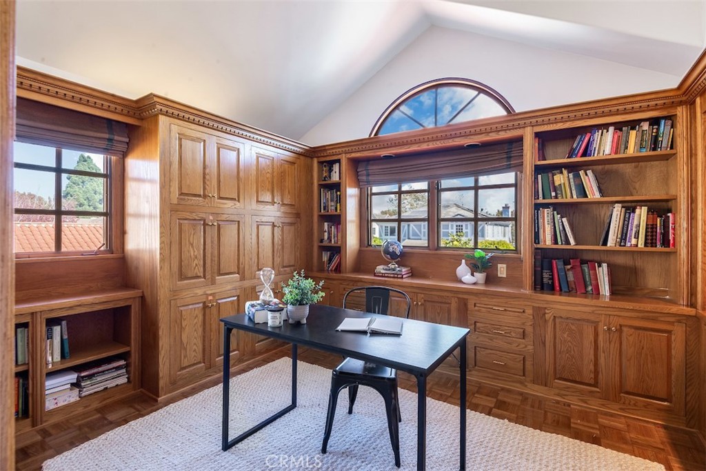 19 Chatham Manhattan Beach, CA 90266 - Photo 25 of 39 Custom Wood Paneled Home Office