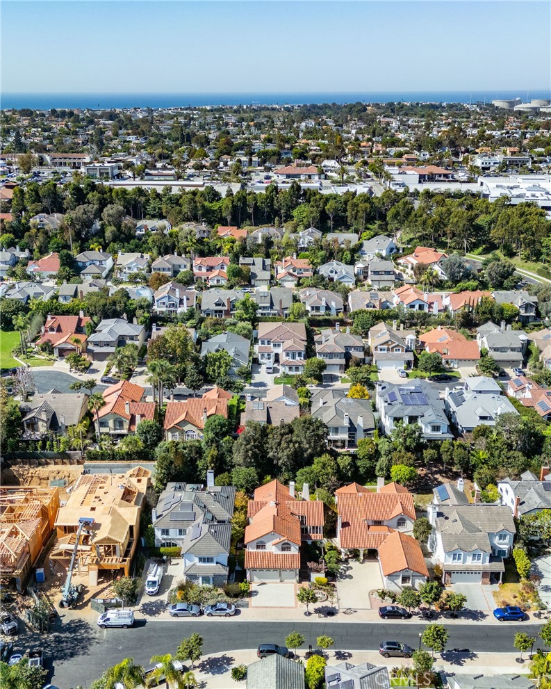 19 Chatham Manhattan Beach, CA 90266 - Photo 33 of 39 A little over a mile to the beach