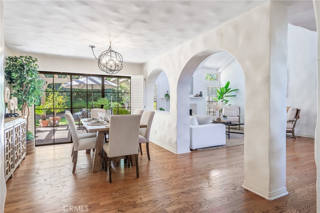 19 Chatham Manhattan Beach, CA 90266 - Photo 10 of 39 Dining Room off of lovely backyard