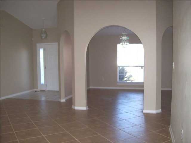 733 Riva Ridge Drive Crestview, FL 32539 - Photo 3 of 28