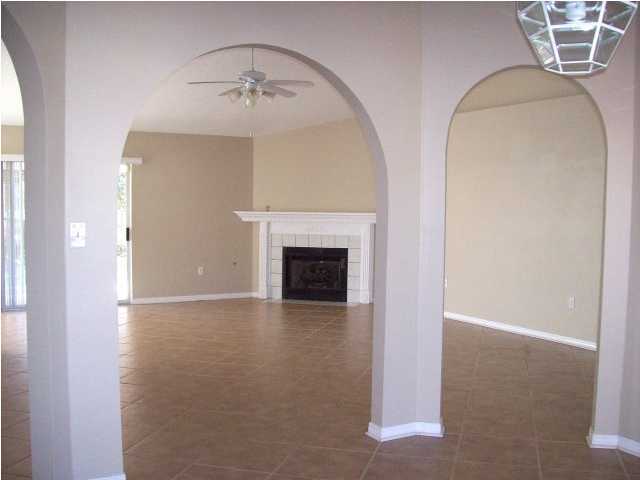 733 Riva Ridge Drive Crestview, FL 32539 - Photo 4 of 28
