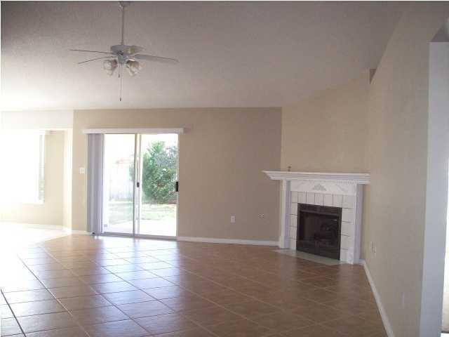 733 Riva Ridge Drive Crestview, FL 32539 - Photo 5 of 28