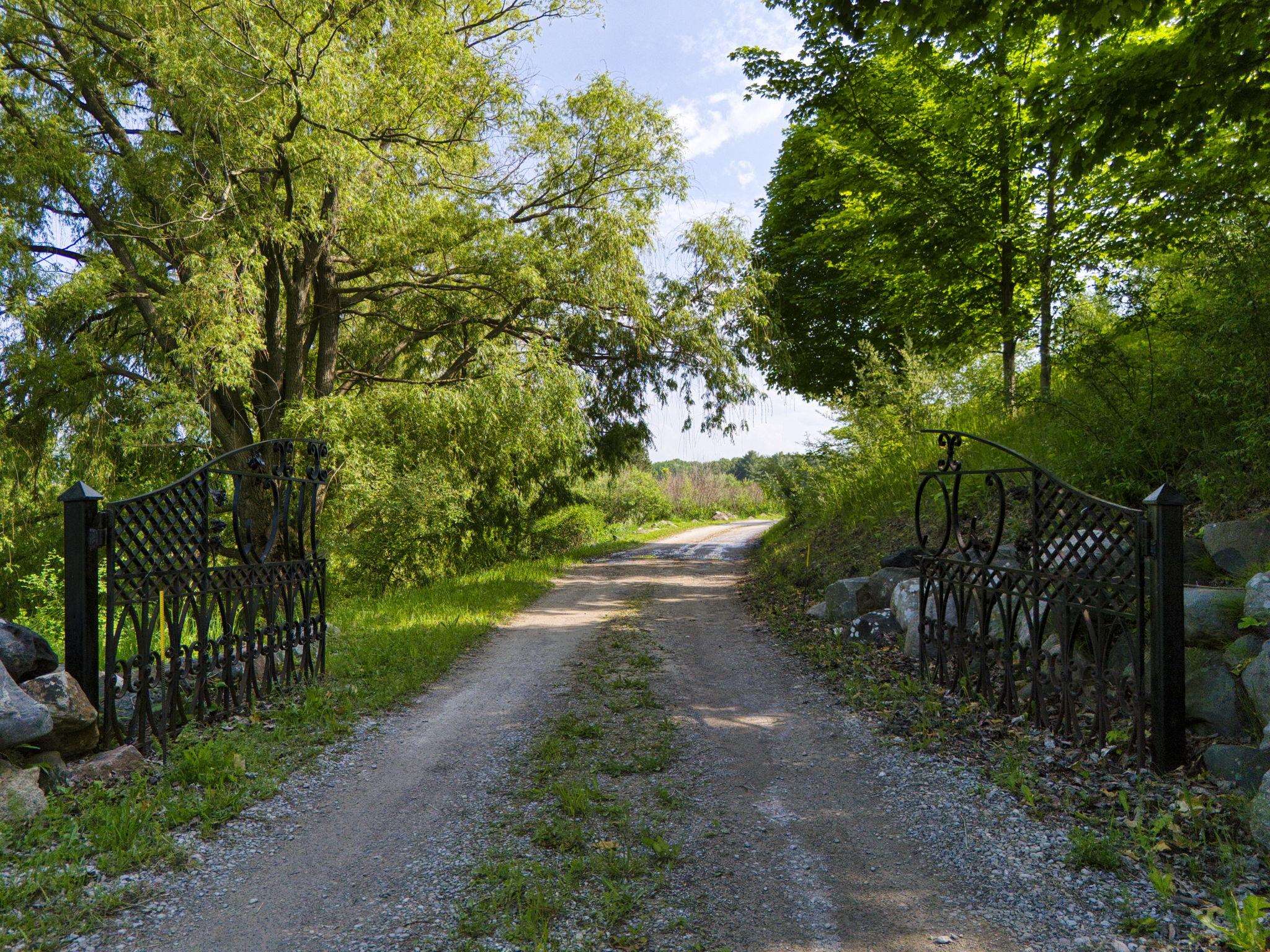 10702 East Hilltop Road Suttons Bay, MI 49682 - Photo 87 of 92