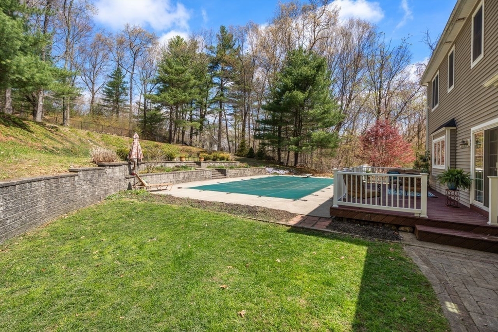 66 Hutchinson Road Sutton, MA 01590 - Photo 29 of 42 Gallery Image 29