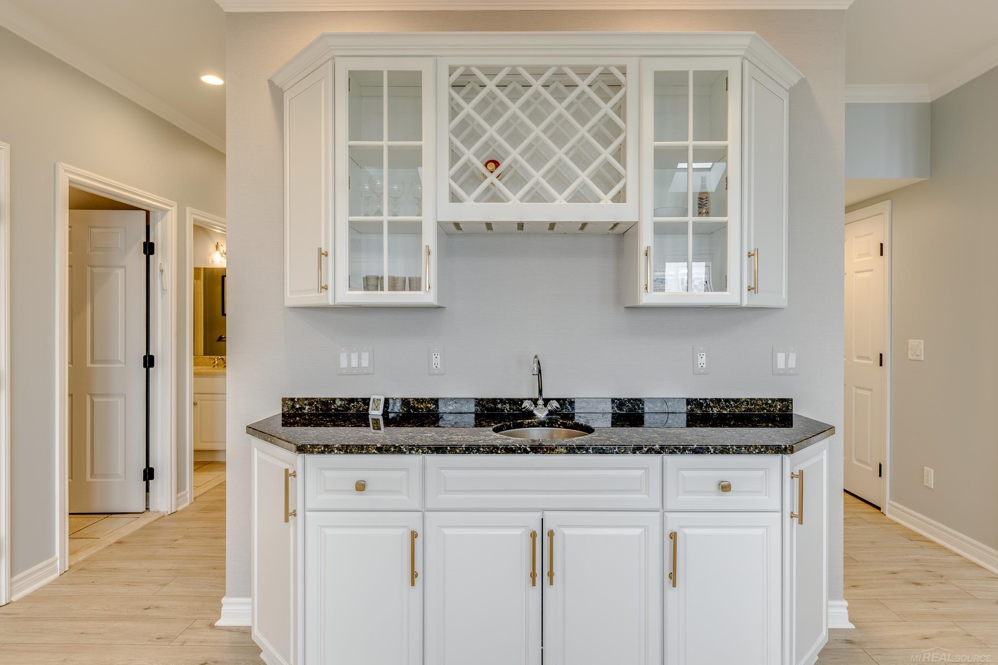 8044 Lakeshore Road Fort Gratiot, MI 48059 - Photo 39 of 82 50133548-A608454F-4D8C-4E67-8158-ABE4AB94EA03.JPG