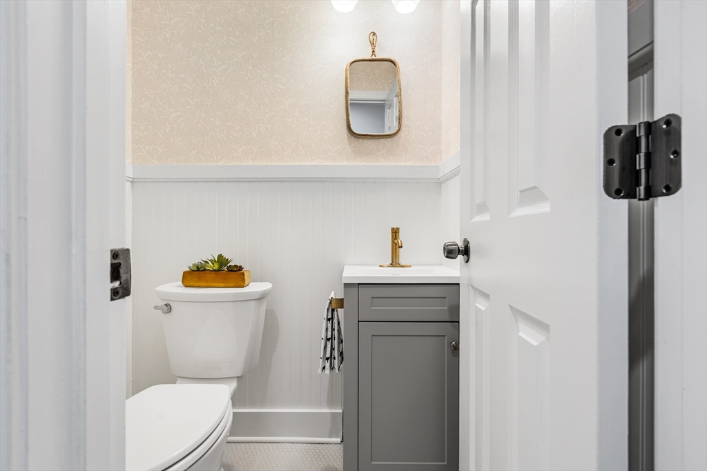 23 Tamarack Lane, Unit 23 Peabody, MA 01960 - Photo 17 of 31