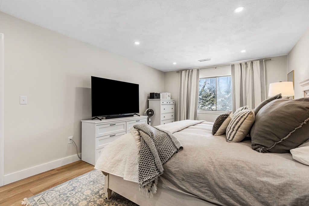 23 Tamarack Lane, Unit 23 Peabody, MA 01960 - Photo 22 of 31